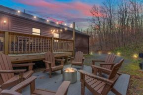 Mountain Views, Hot Tub, Firepit, dog friendly, EV connector